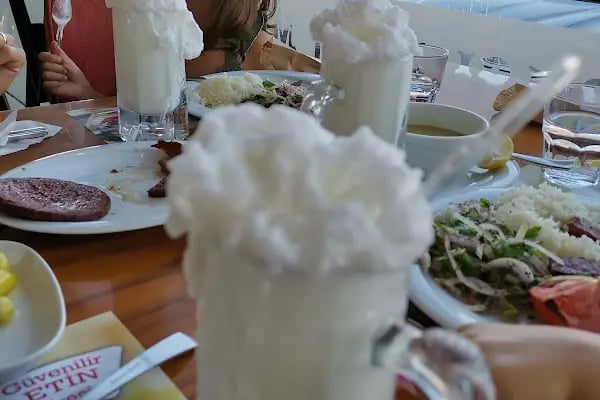 Demirbaşlar Sucuk Et Mangal - Resim 15