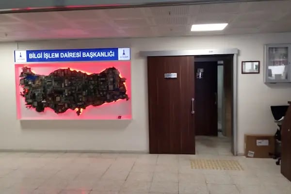 İzmir Büyükşehir Belediyesi Hizmet Binası - Resim 9