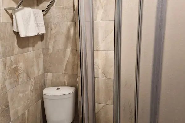 ANI PARK HOTEL - Resim 3