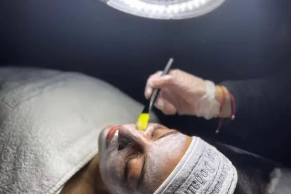 Aris Ezgi Doğan Güneşli VIP Güzellik Merkezi - Resim 16