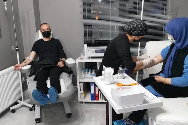 Dr Bülent Kurt Clinic - Resim 2