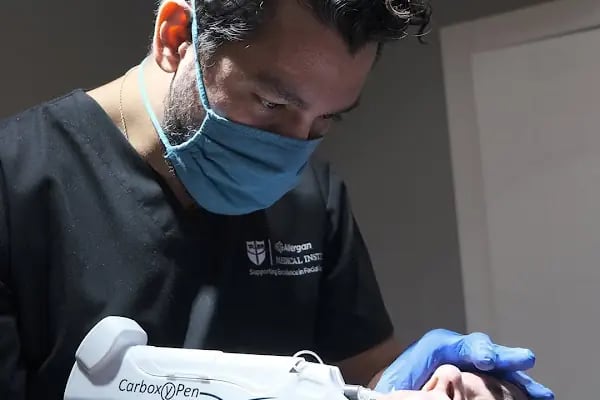Op.Dr. Başar Kaya | Plastik Cerrah | Burun Estetiği | Meme Estetiği | Liposuction | Lipödem I Yüz Germe I Botoks - Resim 17