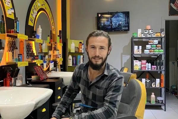 Ünal Arığan Erkek Kuaförü - Resim 19