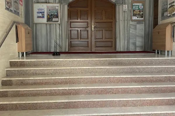 Osman Gazi Cami - Resim 10