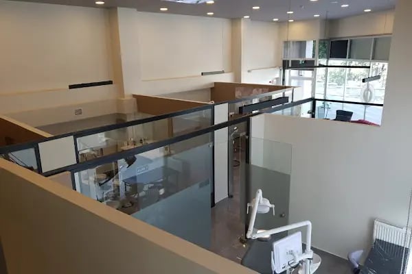 ACE Klinik Ağız ve Diş Sağlığı Polikliniği - Resim 11