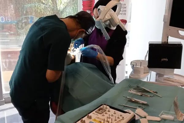 ACE Klinik Ağız ve Diş Sağlığı Polikliniği - Resim 20