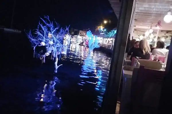 Bi'fırın Kadikalesi Pastane Turgutreis - Resim 17