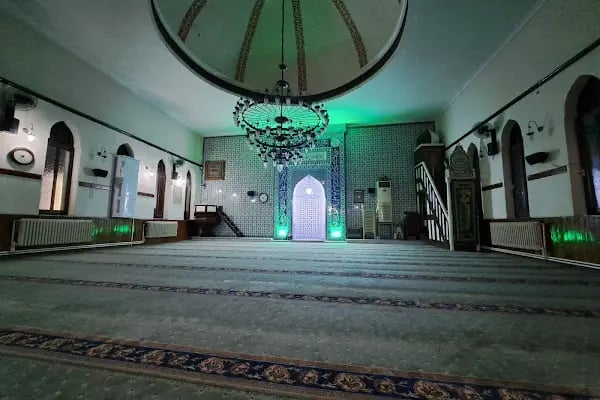 Şerefiye Cami - Resim 3