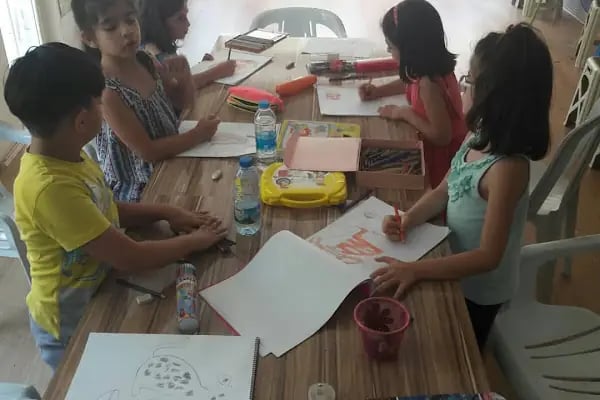 Ünsal Güzel Sanatlar Atölyesi - Resim 14