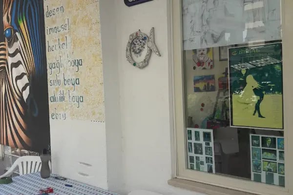 Ünsal Güzel Sanatlar Atölyesi - Resim 6