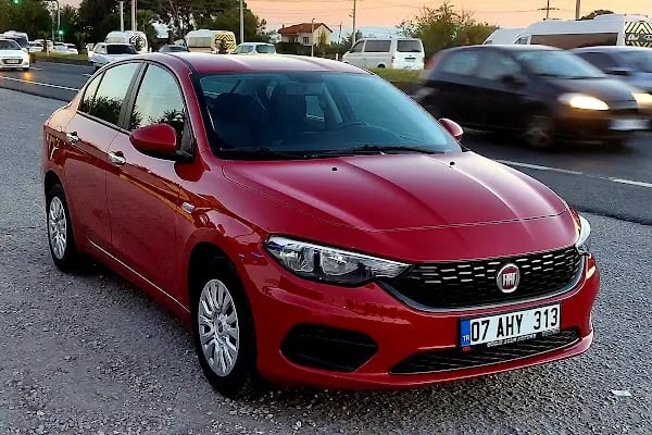 PUSULA RENT A CAR BERGAMA OTO KİRALAMA - Resim 4