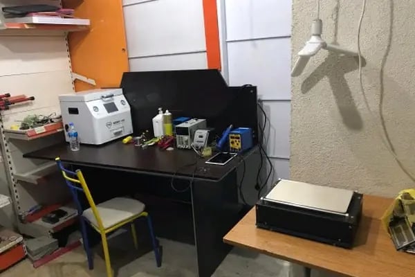 Telefon tablet tamiri - Resim 1