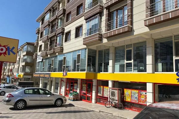 Aydınlıkevler Diş Polikliniği - Resim 13