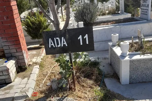 Sarnıç Mezarlığı - Resim 17