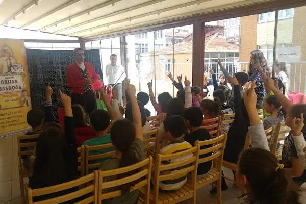 Amerikan Kültür Bahçelievler Yabancı Dil Kursu - Resim 14