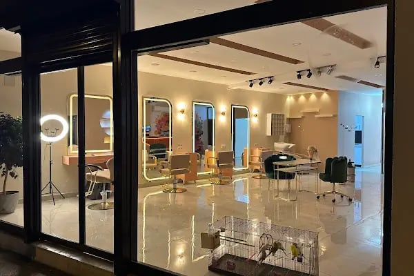 Leyla Durer Beauty Studio Bayan Kuaförü - Resim 4