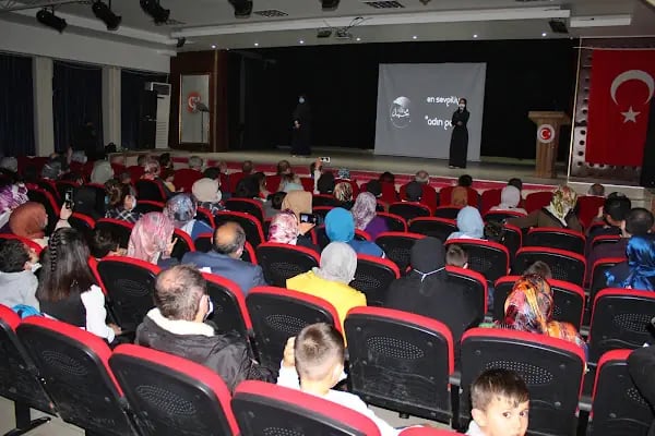Çerkezköy Enesler Anadolu İmam Hatip Lisesi - Resim 13