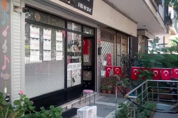 Bizbize Müzik Eğitim Merkezi - Resim 3