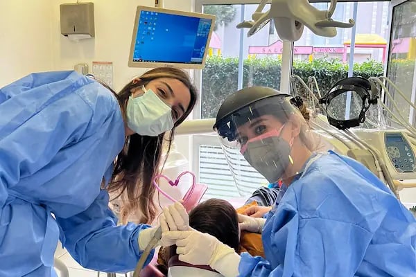 Dent Bahçeşehir Diş Kliniği - Resim 5