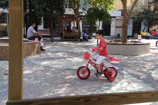 Şht. Murat Kalyoncu Parkı - Resim 11