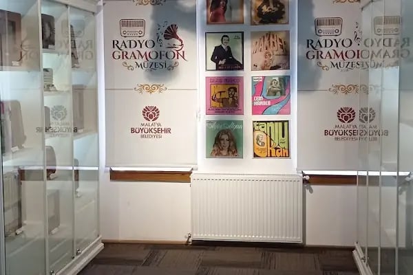 Radyo Gramofon Müzesi - Resim 18
