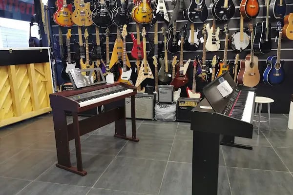 Atakan Müzik Aletleri San Tic Ltd Şti - Resim 12