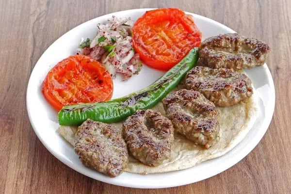 Nam-ı FarkEt Kasap &amp; Biftek Evi - Resim 4