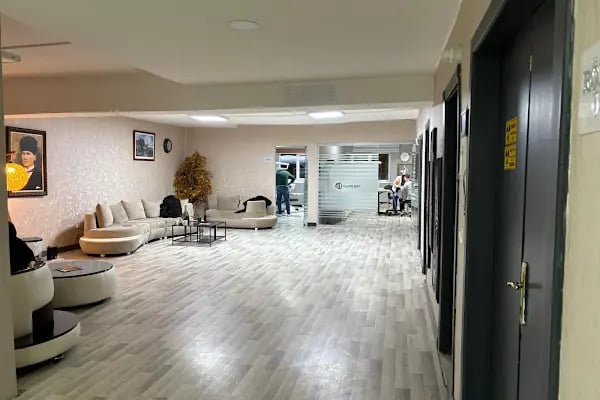 Dt Ayşenur Tas 24 Saat Açik Dişçi Ankara - Resim 3