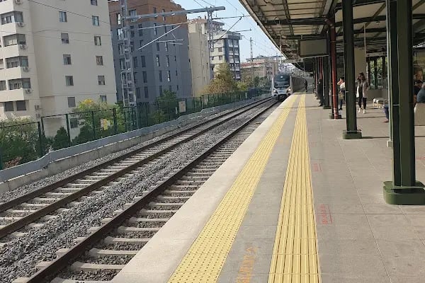 Suadiye Tren İstasyonu - Resim 18