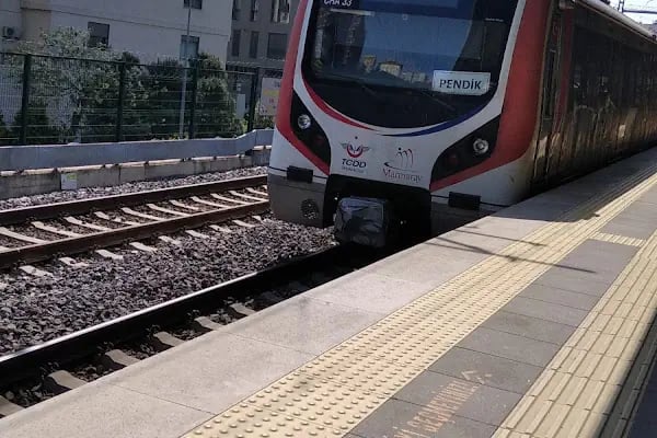 Suadiye Tren İstasyonu - Resim 14