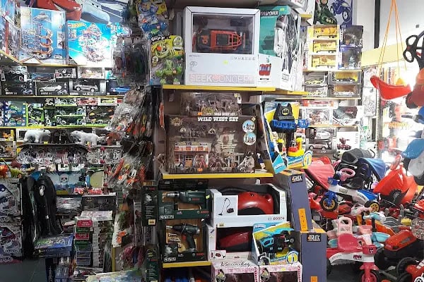 Alp Toys Oyuncak Mağazası - Resim 10
