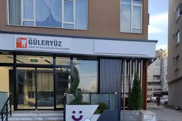 Özel Güleryüz Ağız ve Diş Sağlığı Polikliniği - Resim 1