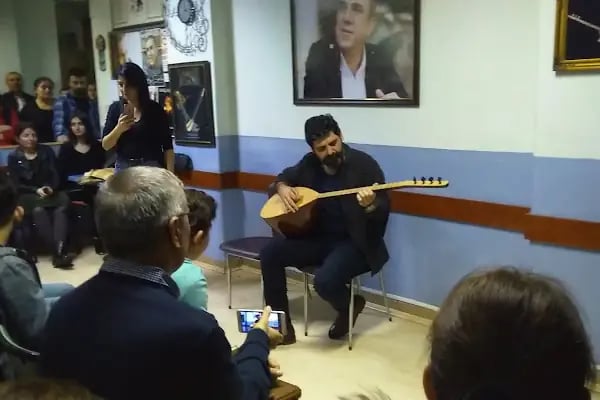 Arif Sağ Müzik Evi - Resim 16