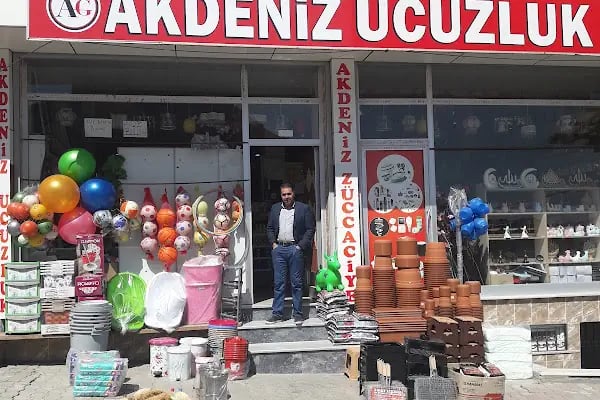 Akdeniz Ucuzluk Pazari - Resim 1