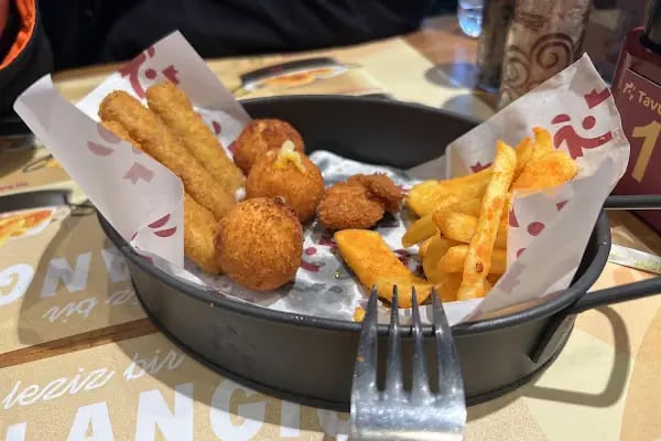 Tavuk Dünyası İstinyePark İzmir Avm - Resim 4