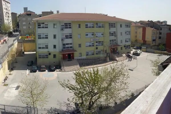 Otocenter Mesleki ve Teknik Anadolu Lisesi - Resim 1