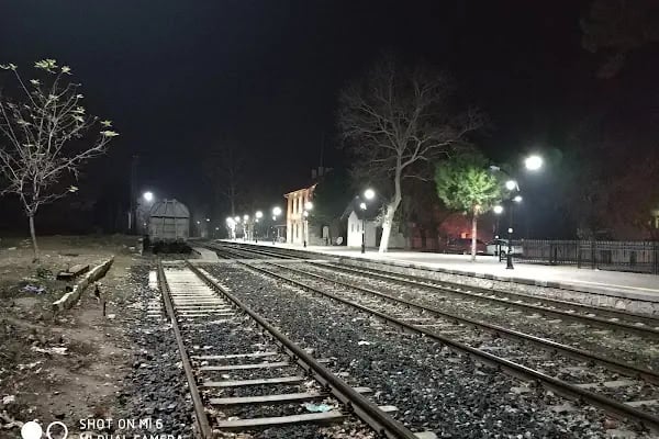 TCDD Ahmetli Tren İstasyonu - Resim 17