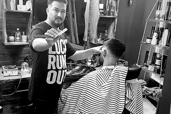 RASİH YIĞIT BARBER`S SAÇ TASARIM - Resim 7