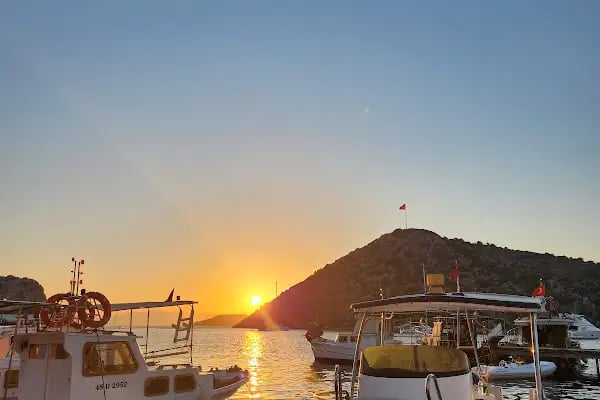GÜMÜŞLÜK DOLMUŞ DURAĞI - Resim 15