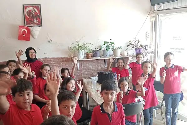 Meşhur Adıyaman Çiğköftecisi Ömer Aybak Ve Pekşen Şalgam Evi - Resim 13