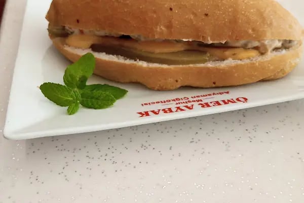 Meşhur Adıyaman Çiğköftecisi Ömer Aybak Ve Pekşen Şalgam Evi - Resim 3