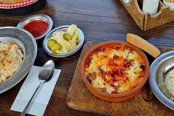 Hacı Rıfatlar Konağı Restoran ve Konuk Etme Hizmeti - Resim 4