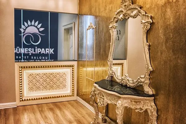 Güneşlipark AVM - Resim 17