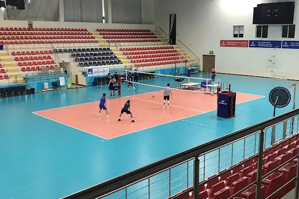 Esenler Kapalı Yüzme Havuzu - Resim 2