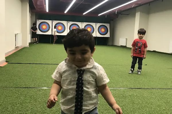 Esenler Kapalı Yüzme Havuzu - Resim 3