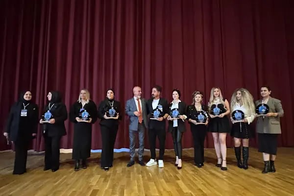 Rabia Kuaför &amp; Güzellik Salonu - Resim 3
