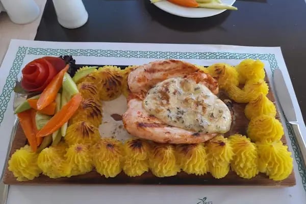 ANNALIVIA RESTAURANT GUMBET - Resim 3