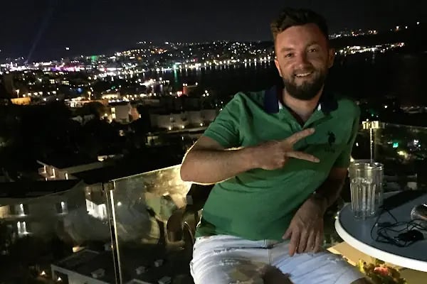 Serkan Güneş Bayan Kuaförü - Resim 12