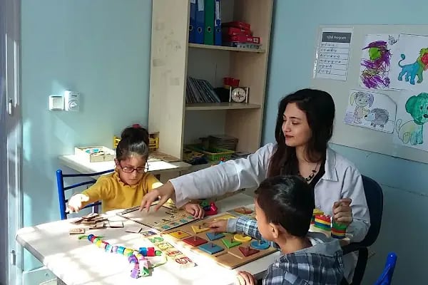 Özel Elit Gökkuşağı Otizm ve Dil Konuşma Merkezi - Resim 10