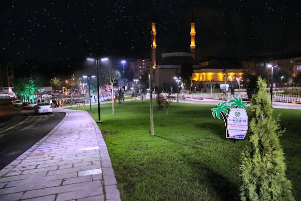 Kernek Meydanı - Resim 11